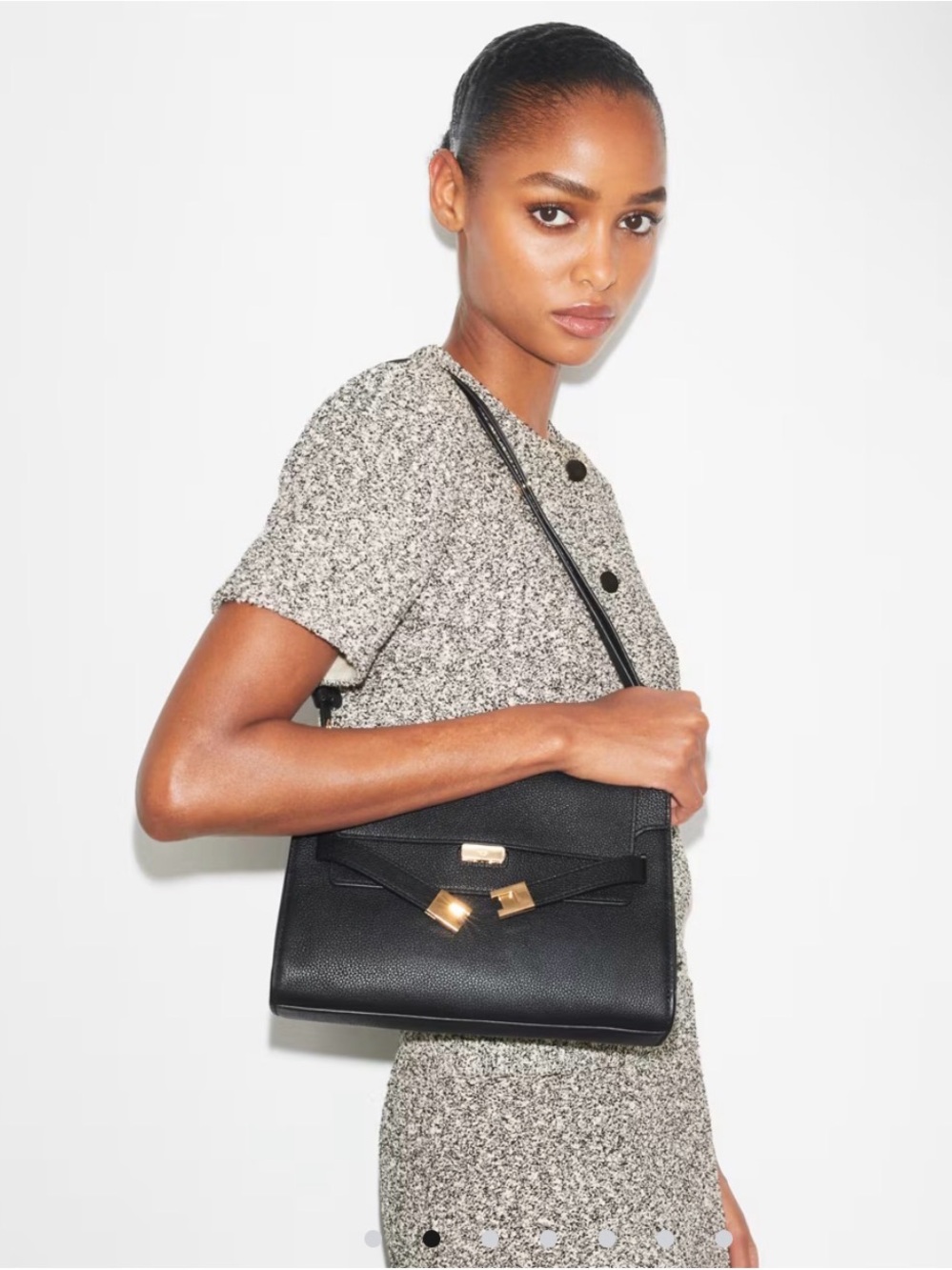 NWT Tory Burch Lee Radziwill Black Pebbled Leather Shoulder with Gold Hardware - Picture 3 of 13